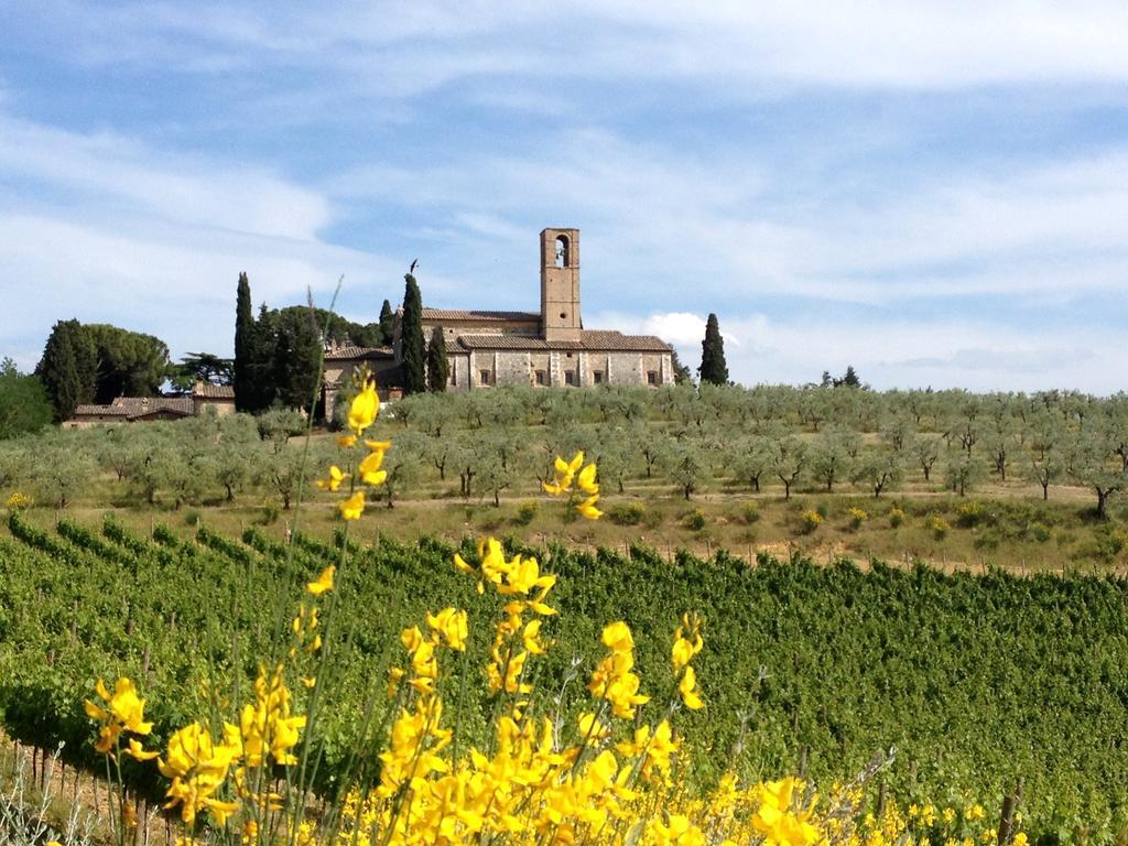 Fattoria Abbazia Monte Oliveto Villa San Gimignano Exterior photo