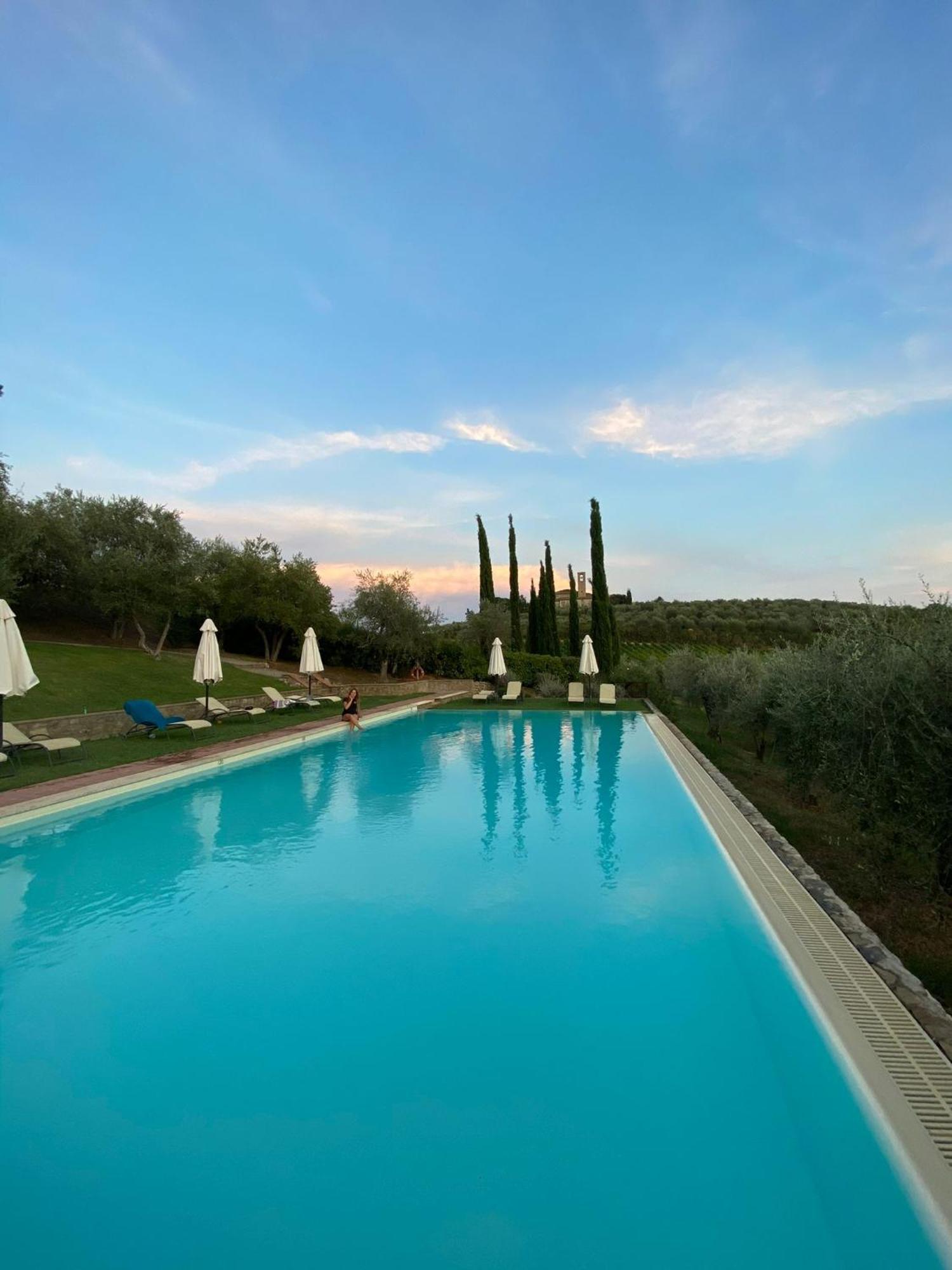 Fattoria Abbazia Monte Oliveto Villa San Gimignano Exterior photo