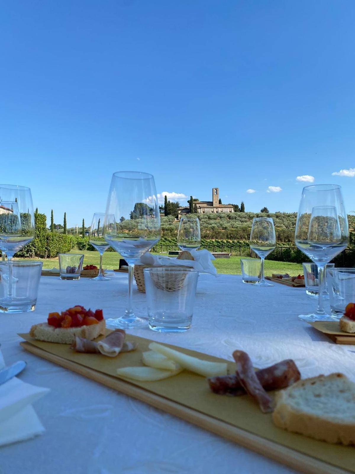 Fattoria Abbazia Monte Oliveto Villa San Gimignano Exterior photo